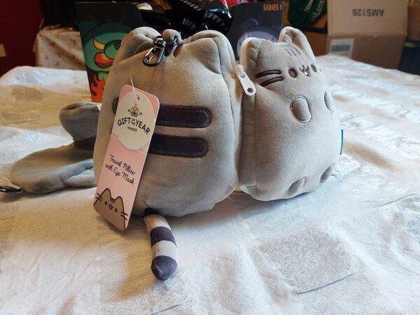 Pusheen the Cat: Travel Pillow & Eye Mask Set Relaxeeze - Image 7